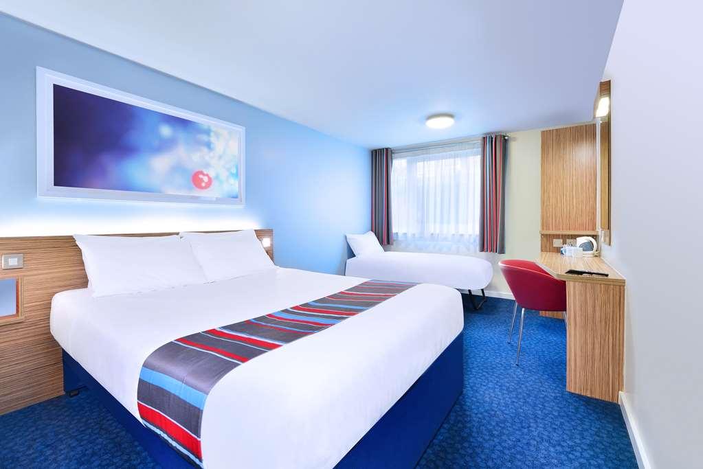 Travelodge Clacton On Sea Central Room photo